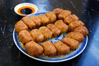 ホワイト餃子の焼き餃子