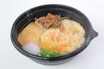 広島市民溺愛のカープうどん　2年前から「全部のせ」が登場