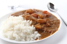 日本人は年間平均84食分のカレー平らげるとの調査結果あり