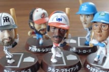 缶コーヒーのオマケ「プロ野球外国人助っ人フィギュア」大人気