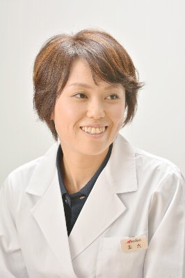 ワインの成分研究に従事するメルシャンの須永和子さん