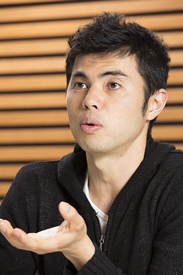 支えになった「品川の言葉」について語る小島よしお