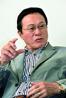 遠藤保仁との対談に臨んだ釜本邦茂氏