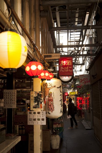 レトロな雰囲気が人気の東京・吉祥寺のハモニカ横丁