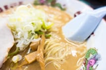 誘惑に抗えない「〆のラーメン6重苦」とは？