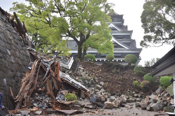 熊本地震直後に中国人タクシー爆乗り騒動