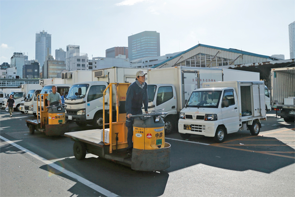 築地の移転で引っ越し費用が1店1000万～2000万とも