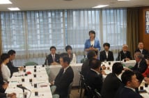 法改正に黄信号の受動喫煙対策（5月15日／自民党厚労部会）