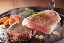 肉避ける必要なし 65歳超は蛋白質多く摂取すると死亡率低い