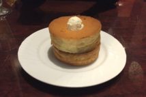 パンケーキからぼた餅まで　外食チェーンの人気個性派デザート