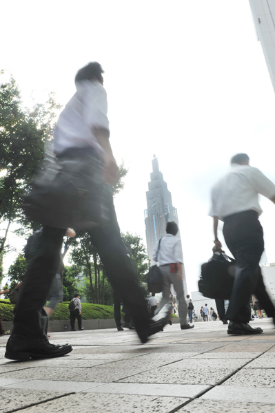 通勤途中の「一服」も認められない風潮になるのか