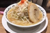 ラーメンや洋服など食べ放題・借り放題「月額サービス」、その利点は？