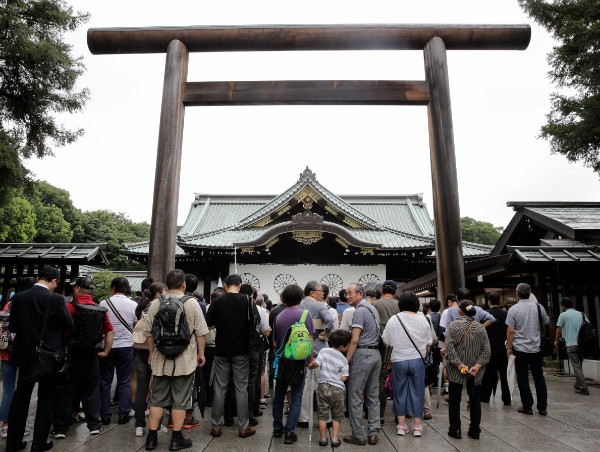 靖国神社が揺れている（EPA＝時事）