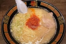 女性客の心も掴むラーメン「一蘭」　価格に見合う魅力あり？