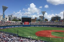 毎年満員になる神奈川大会の決勝戦（横浜スタジアム）