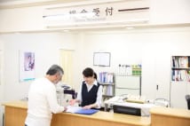 健保解散で協会けんぽへ　移行の空白期間で高額治療費を賄う方法