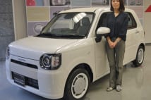 女性7名企画の新型軽自動車、おじさんにわからぬ魅力で好調