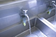 生活排水の汚水量　トイレや風呂より台所のほうが多い