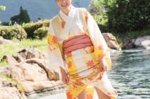 綺麗なお天気お姉さん・阿部華也子　故郷大分でグラビア撮影