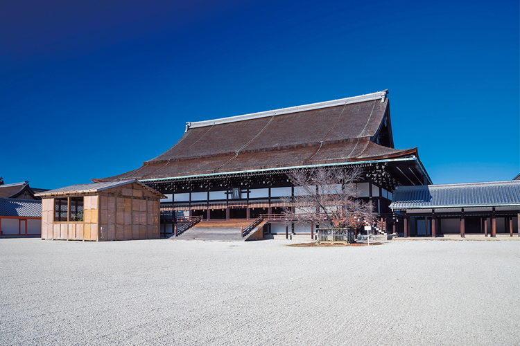 広大な敷地を持つ京都御所