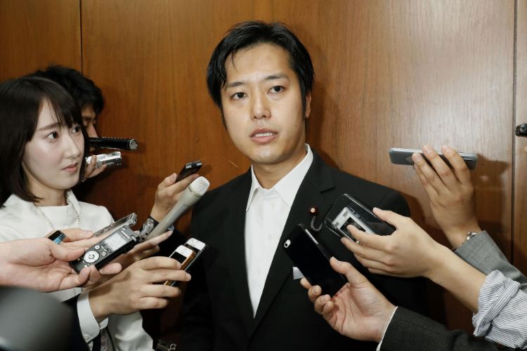 議員辞職を重ねて否定した丸山穂高衆院議員（共同通信社）