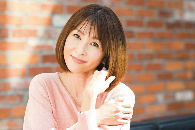 50歳を迎えたかとうれいこ また撮ってほしいな 笑 Newsポストセブン