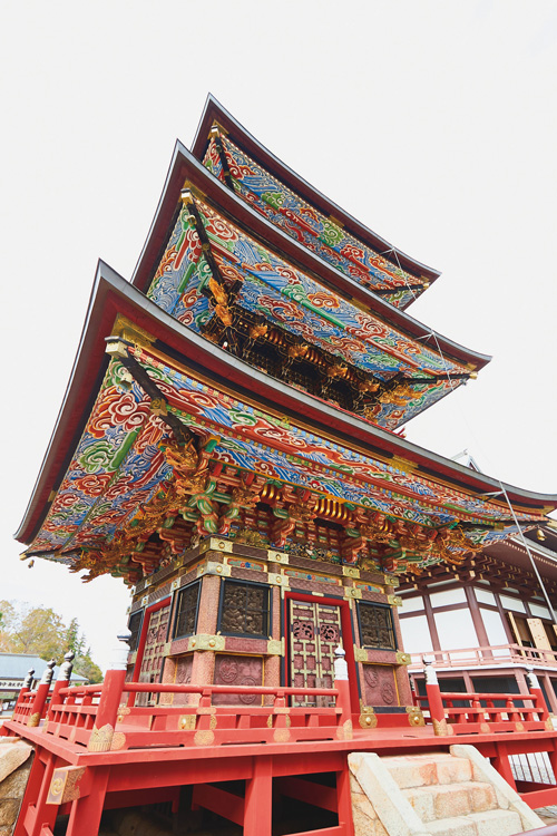 成田山新勝寺の三重塔