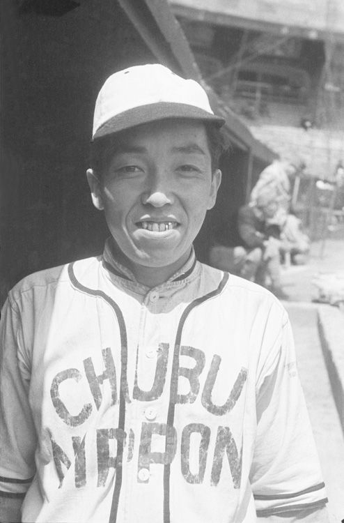 浜崎真二の弟の忠治も156cmのプロ野球選手だった（写真／共同通信社）