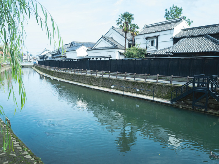 栃木市・巴波川沿いの蔵造りの街並み