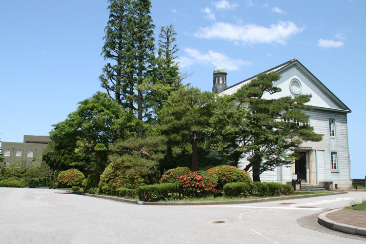 滋賀大学のキャンパス。関西近隣だけでなく、関東や北海道、沖縄からも学生が通う