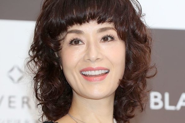 大地真央は唯一無二の女優 Nhkドラでは魔王役がハマる Newsポストセブン