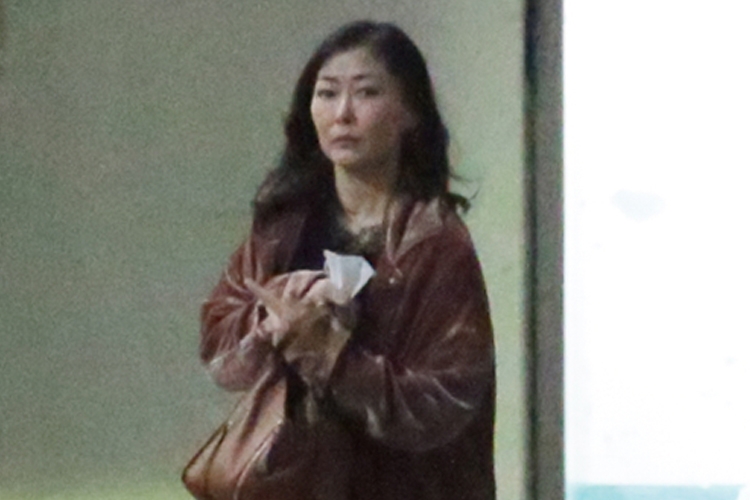 中山美穂 50才のバースデーパーティーでヘベレケ姿 Newsポストセブン