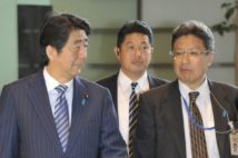 安倍首相の周囲にいる大臣以上の権力持つ7人の「君側の奸」