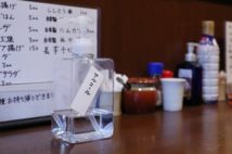 飲食店も消毒液常備で新しい生活様式で営業中（イメージ、時事通信フォト）