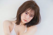 東京理科大卒グラドル・福岡みなみ　美ボディの2次曲線