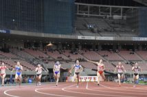 選手が集中できない（写真は10月2日の陸上日本選手権、共同通信社）