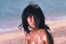 1970～1980年代の艶めく小麦色のマーメイドたちを紹介（写真は大場久美子）