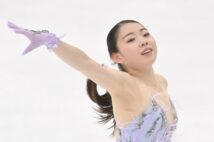 紀平梨花は早稲田大学へ。写真は2020年の全日本（時事通信フォト）