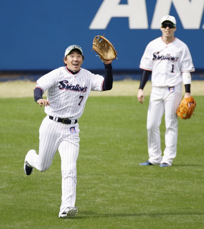 11年ぶりにセリーグへ戻ってきた内川聖一（写真／共同通信社）