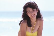 17歳で鮮烈なデビューを飾った森尾由美（写真／近代映画社）