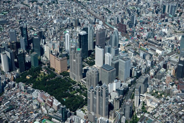 都内有数の規模を誇るオフィス街となった西新宿の現在