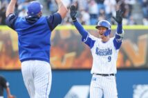 6月6日の試合ではサヨナラのタイムリー二塁打を放った大和（時事通信フォト）