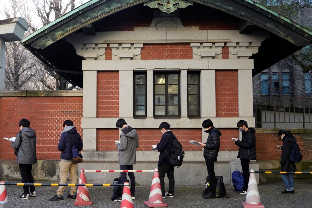 東大 京大も志願者減で止まらぬ 国公立離れ その最大の要因は何か Newsポストセブン