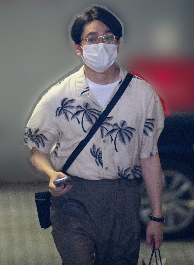 浜田雅功そっくり！ 長男ハマ・オカモトのファッションセンスに驚き｜NEWSポストセブン