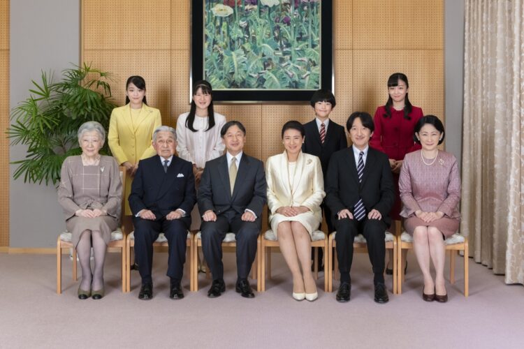 天皇皇后両陛下、上皇上皇后さま、秋篠宮家も、海外とさまざまな交流がある（写真／宮内庁提供）