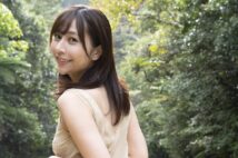 “刑務所マニアグラドル”緑川ちひろ　セクシーお姉さんに挑戦