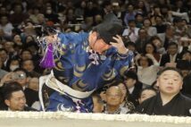 照ノ富士の一人横綱より深刻　大相撲「一人立行司」7年の異常事態