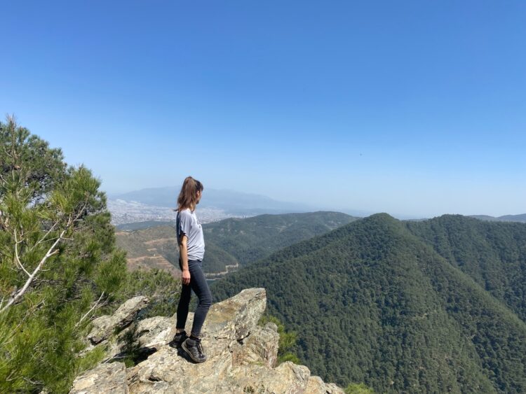 海だけでなく山岳の景色も美しいイズミル。