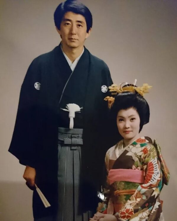 1987年に結婚（昭恵さんのインスタグラムより）