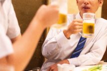 ムダに見えて役に立つ？「職場の飲み会」ばかりやっていた時代とその意義